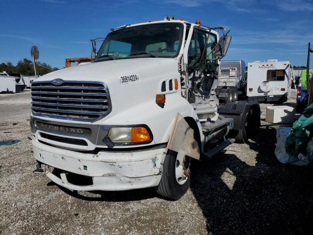 Image 2 of 2004 STERLING TRUCK AT 9500 2004 with VIN 2FWJA3CVX4AN28620