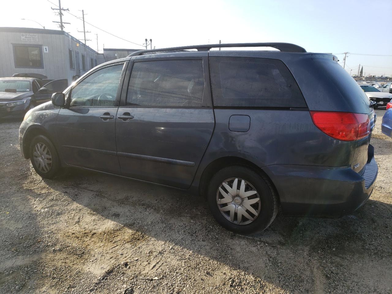 Изображение 2 2009 TOYOTA SIENNA CE 2009 с VIN 5TDZK23C09S274019