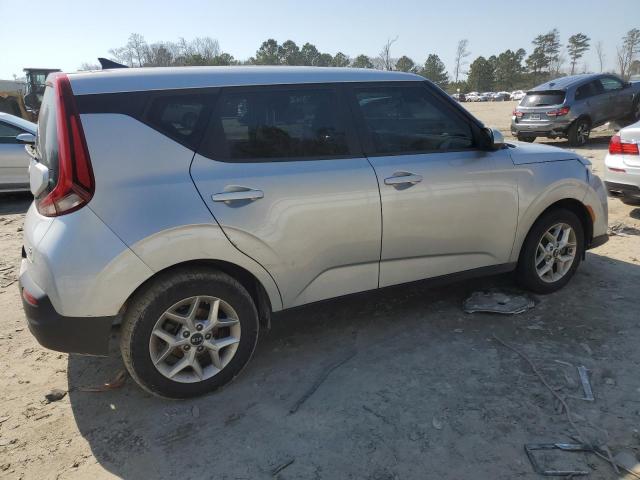 Image 3 of 2020 KIA SOUL LX 2020 with VIN KNDJ23AU2L7021610