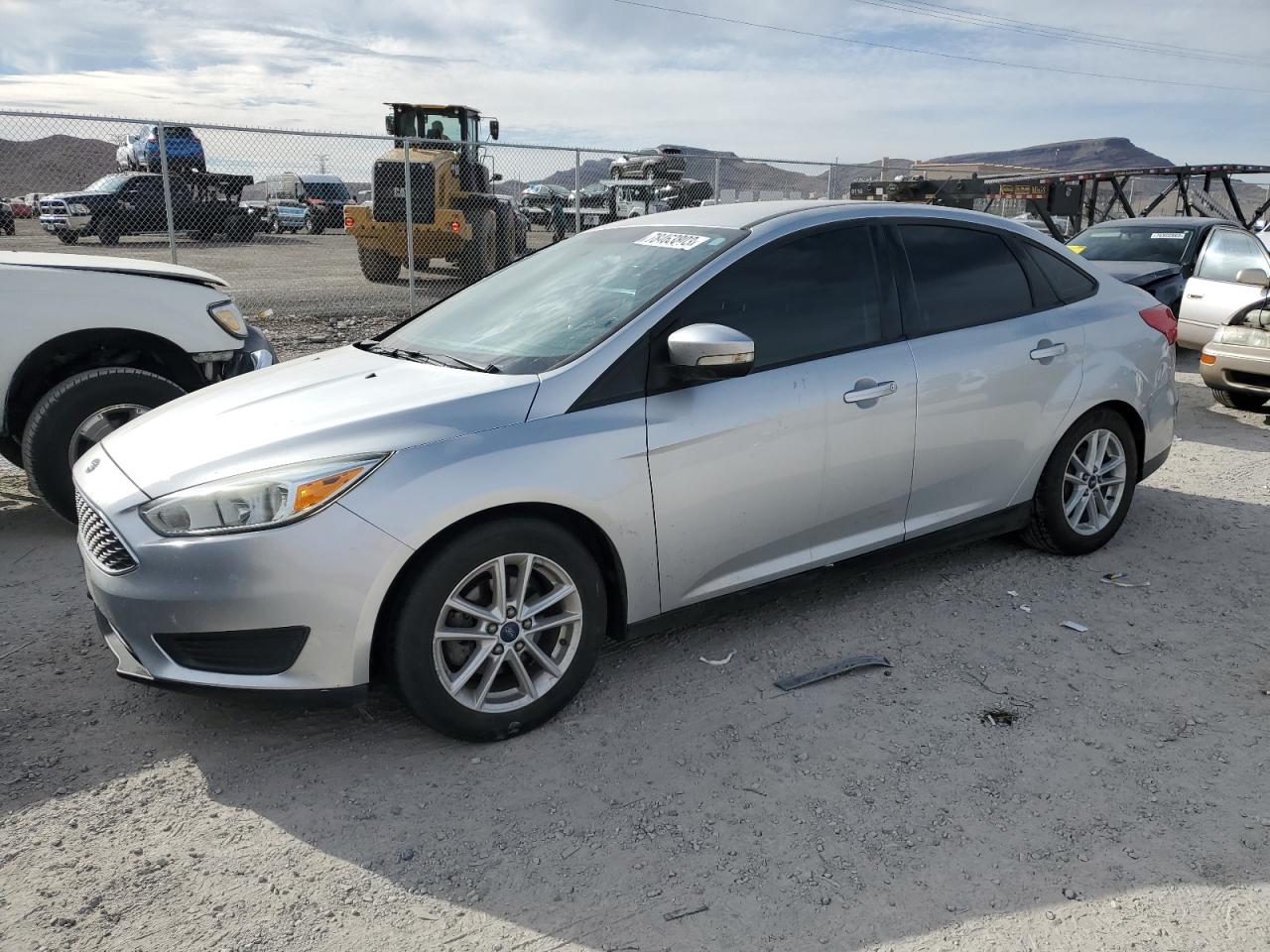 Изображение 1 2015 FORD FOCUS SE 2015 с VIN 1FADP3F29FL349131