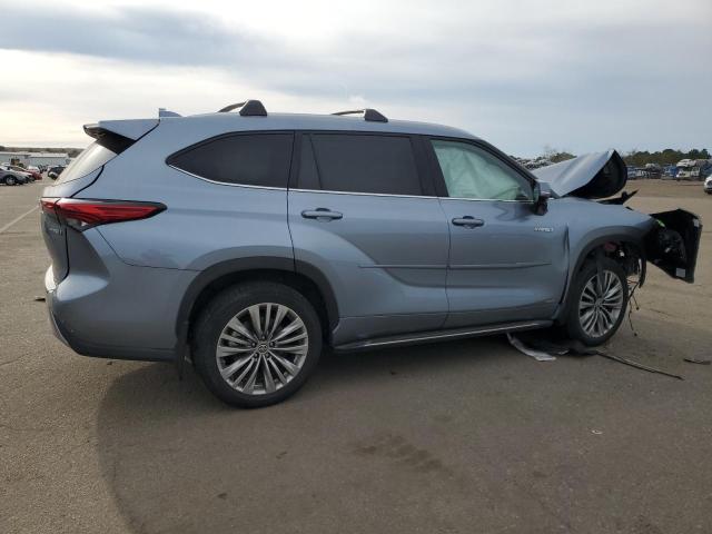 Obraz 3 z 2021 TOYOTA HIGHLANDER HYBRID PLATINUM 2021 z VIN 5TDEBRCH7MS028922