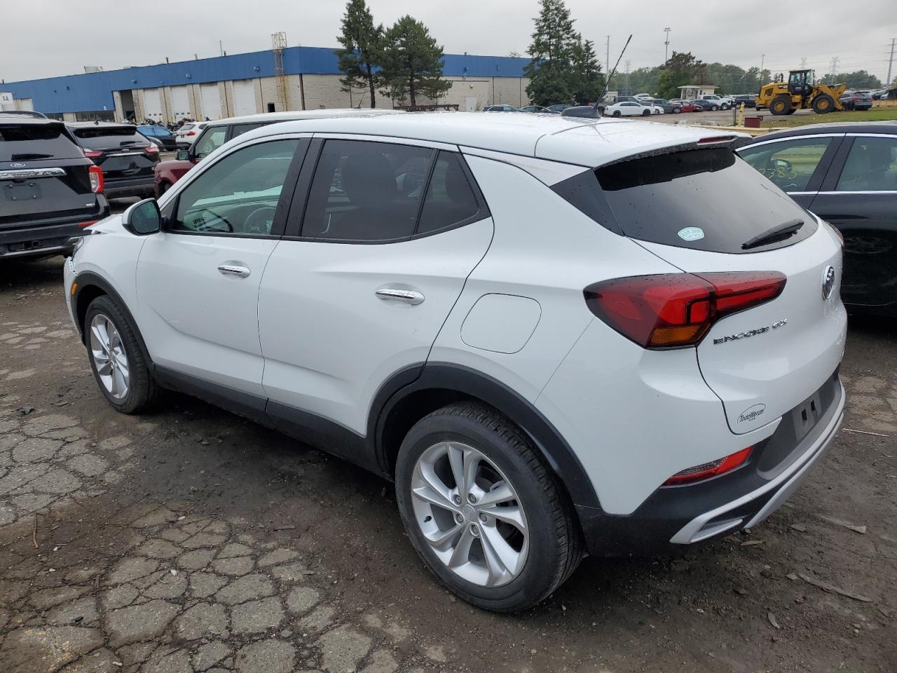 Изображение 2 2022 BUICK ENCORE GX PREFERRED 2022 с VIN KL4MMBS22NB023561