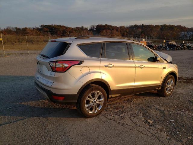 Изображение 3 2018 FORD ESCAPE SE 2018 с VIN 1FMCU9GD4JUA29828