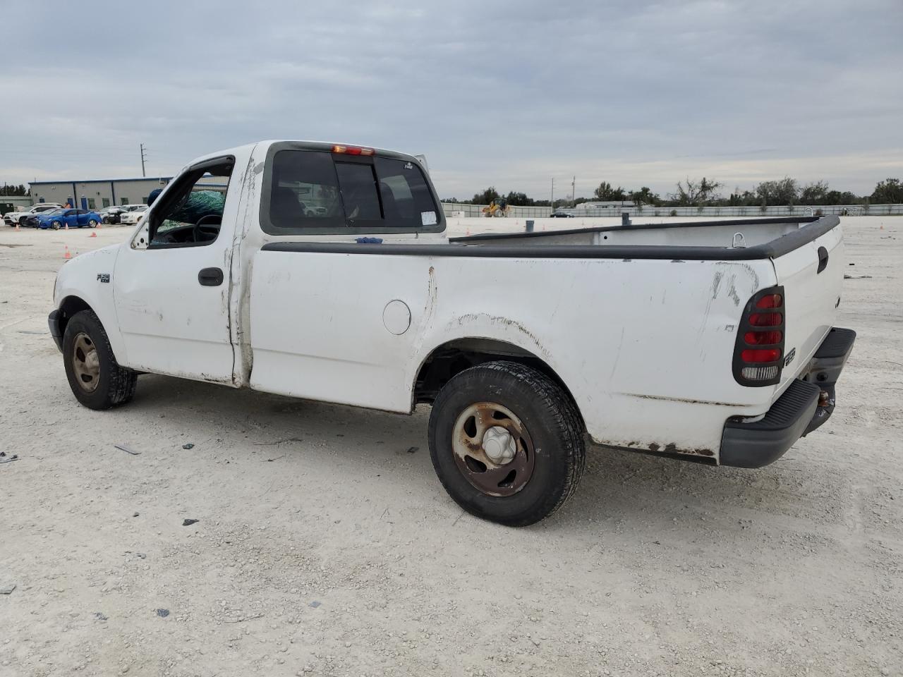 Image 2 of 2002 FORD F150  2002 with VIN 3FTRF17272MA10737