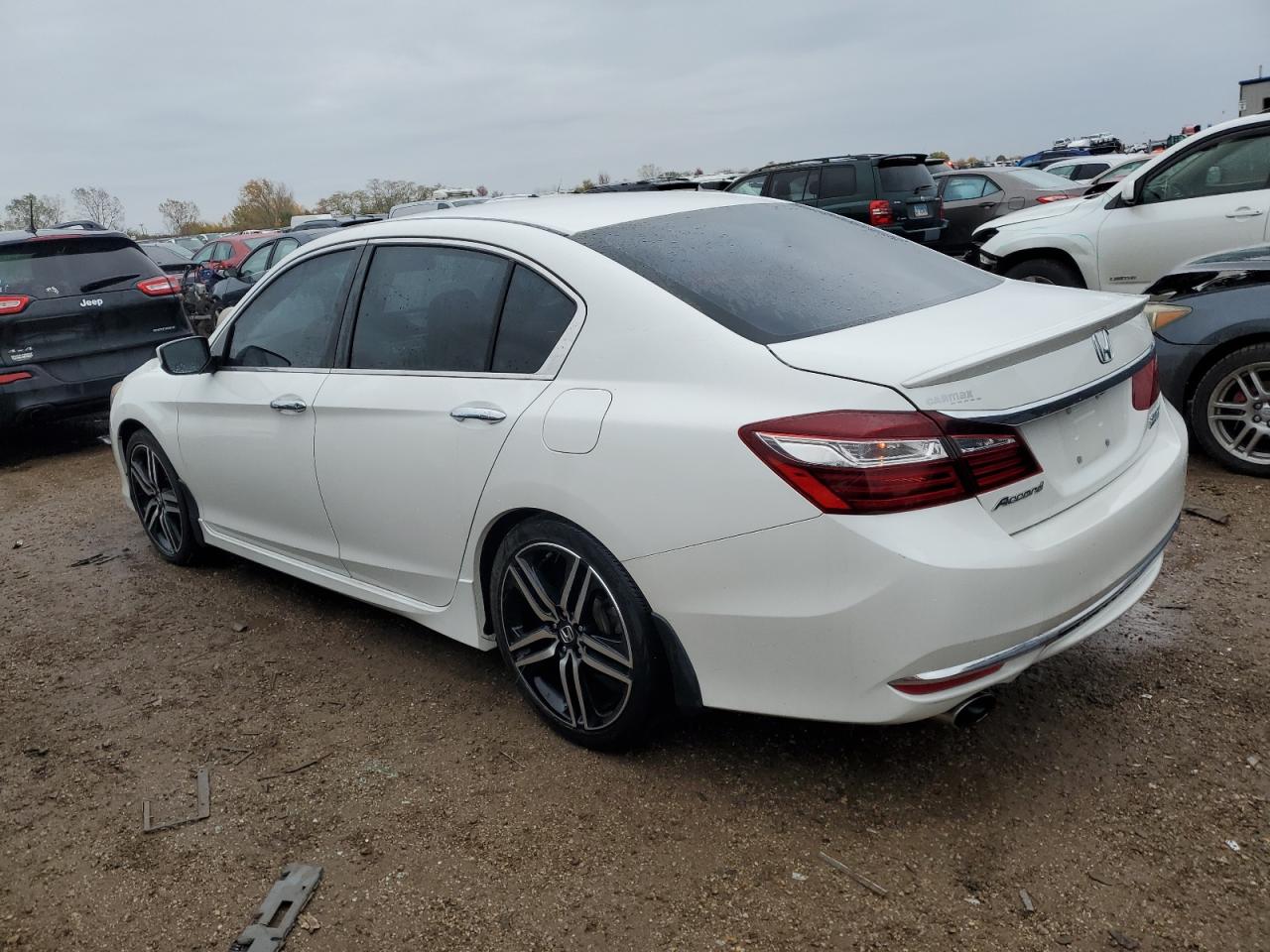 Image 2 of 2017 HONDA ACCORD SPORT SPECIAL EDITION 2017 with VIN 1HGCR2F13HA262388