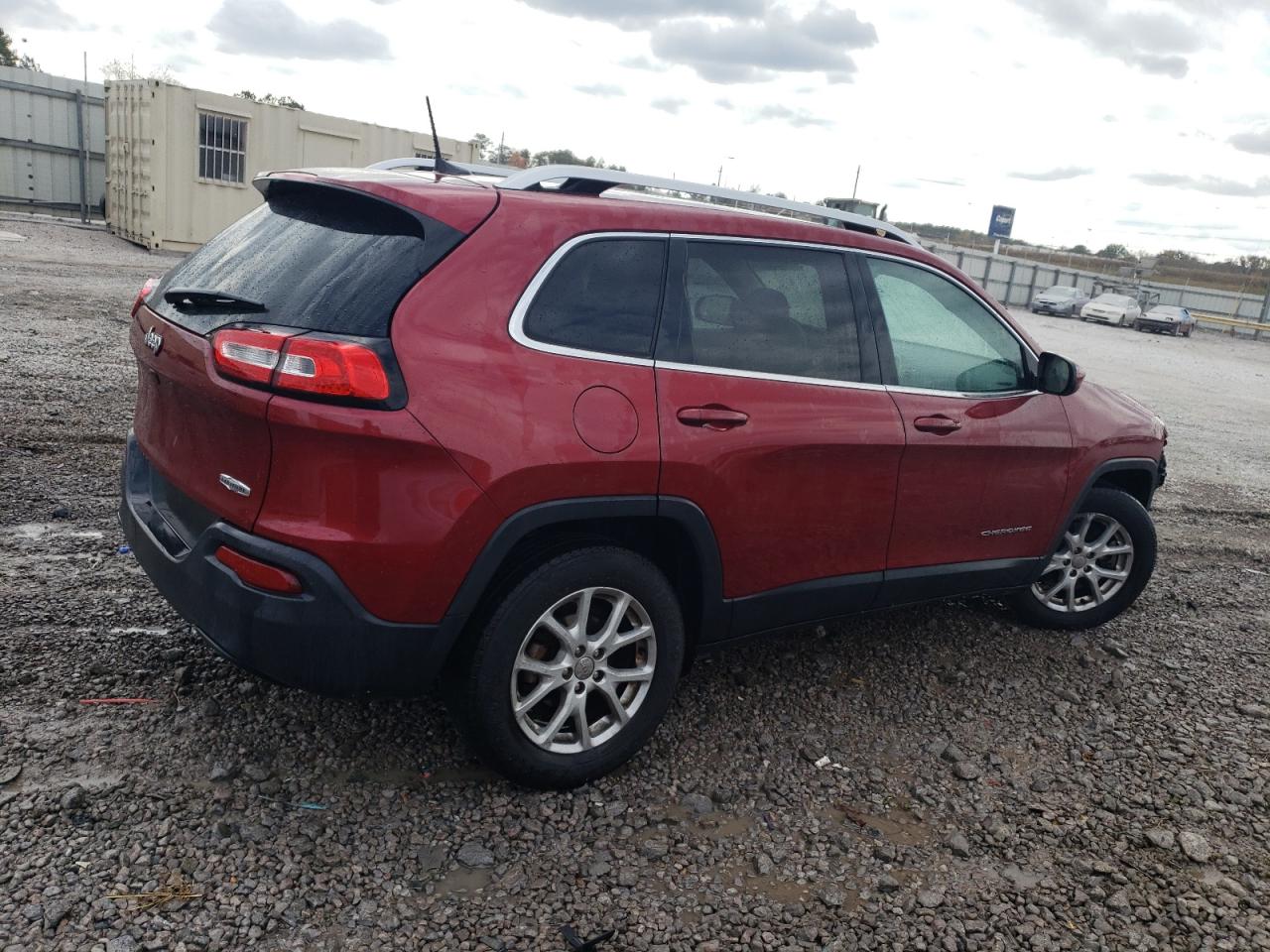 Image 3 of 2017 JEEP CHEROKEE LATITUDE 2017 with VIN 1C4PJLCB3HW527324