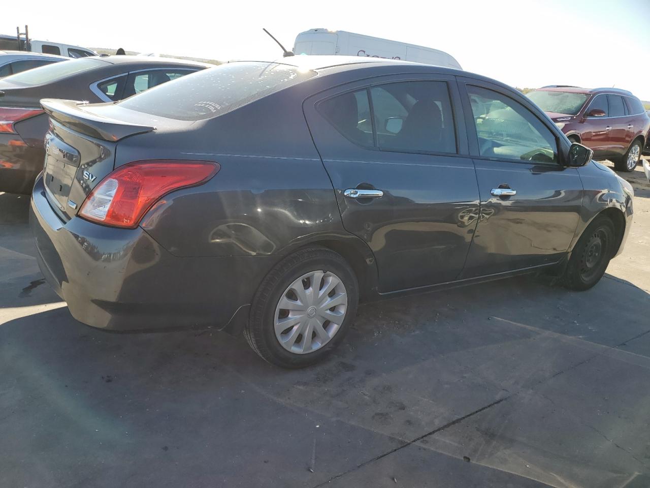 Изображение 3 2015 NISSAN VERSA S 2015 с VIN 3N1CN7APXFL815341