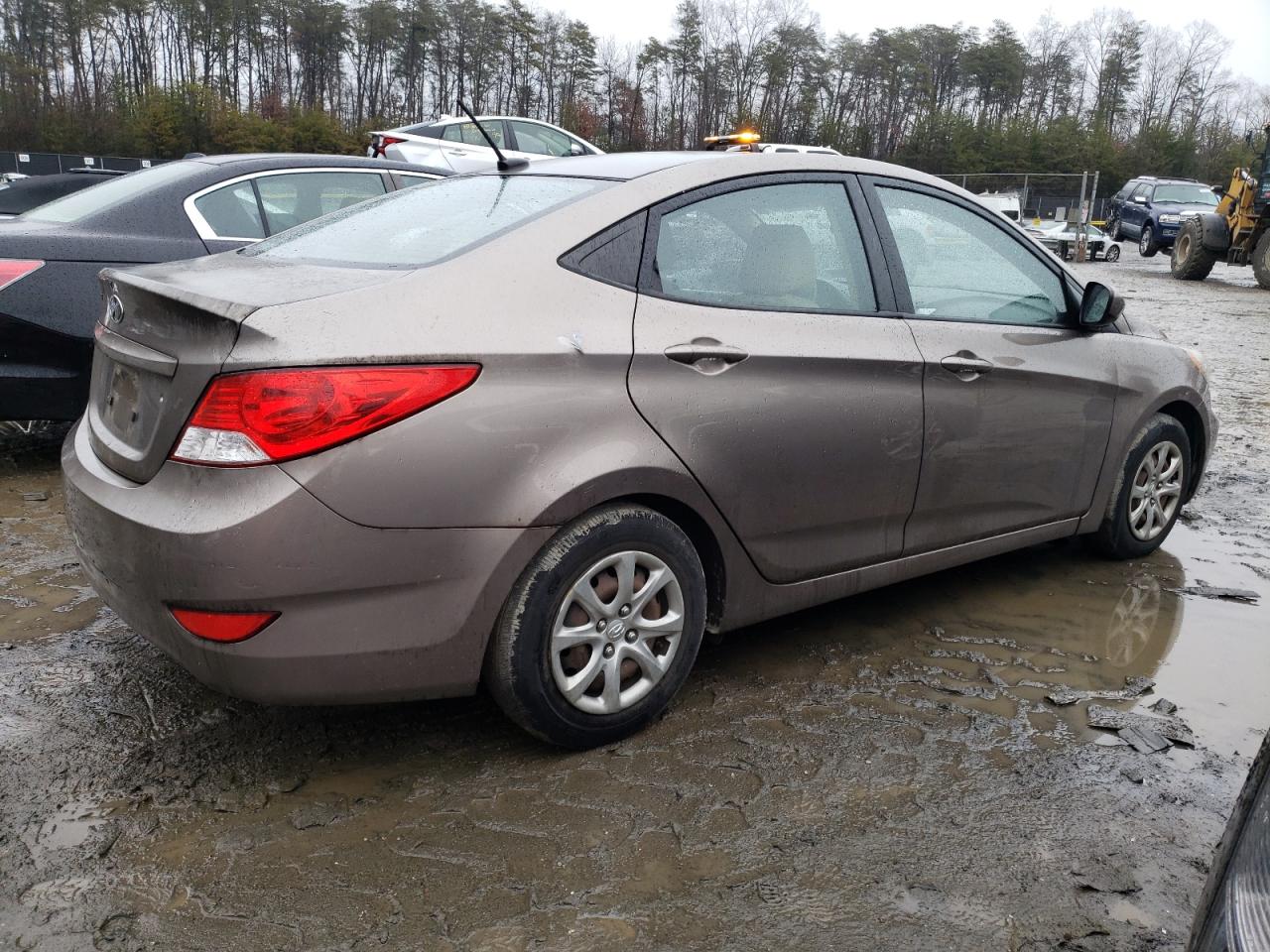 Obraz 3 z 2013 HYUNDAI ACCENT GLS 2013 z VIN KMHCT4AE3DU436776