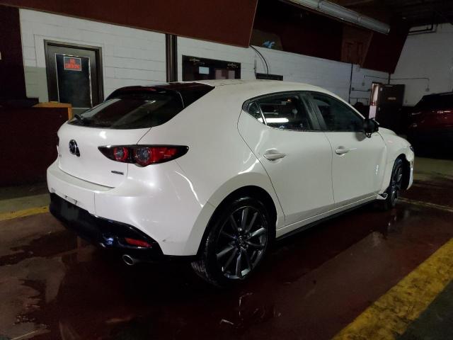 Obraz 3 z 2021 MAZDA 3 SELECT 2021 z VIN JM1BPAKL0M1337026