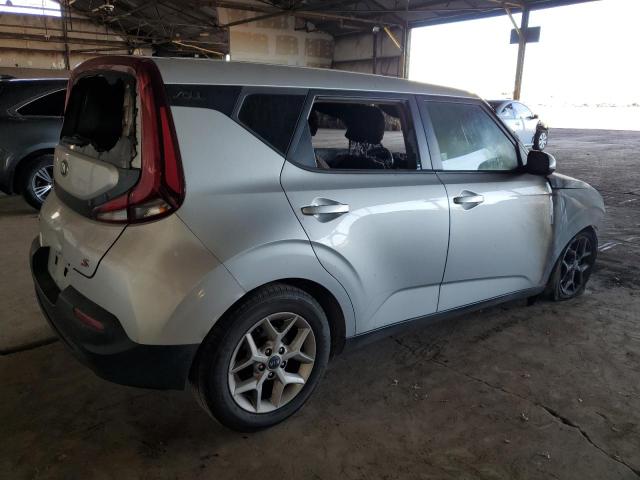 Image 3 of 2021 KIA SOUL LX 2021 with VIN KNDJ23AU8M7747375