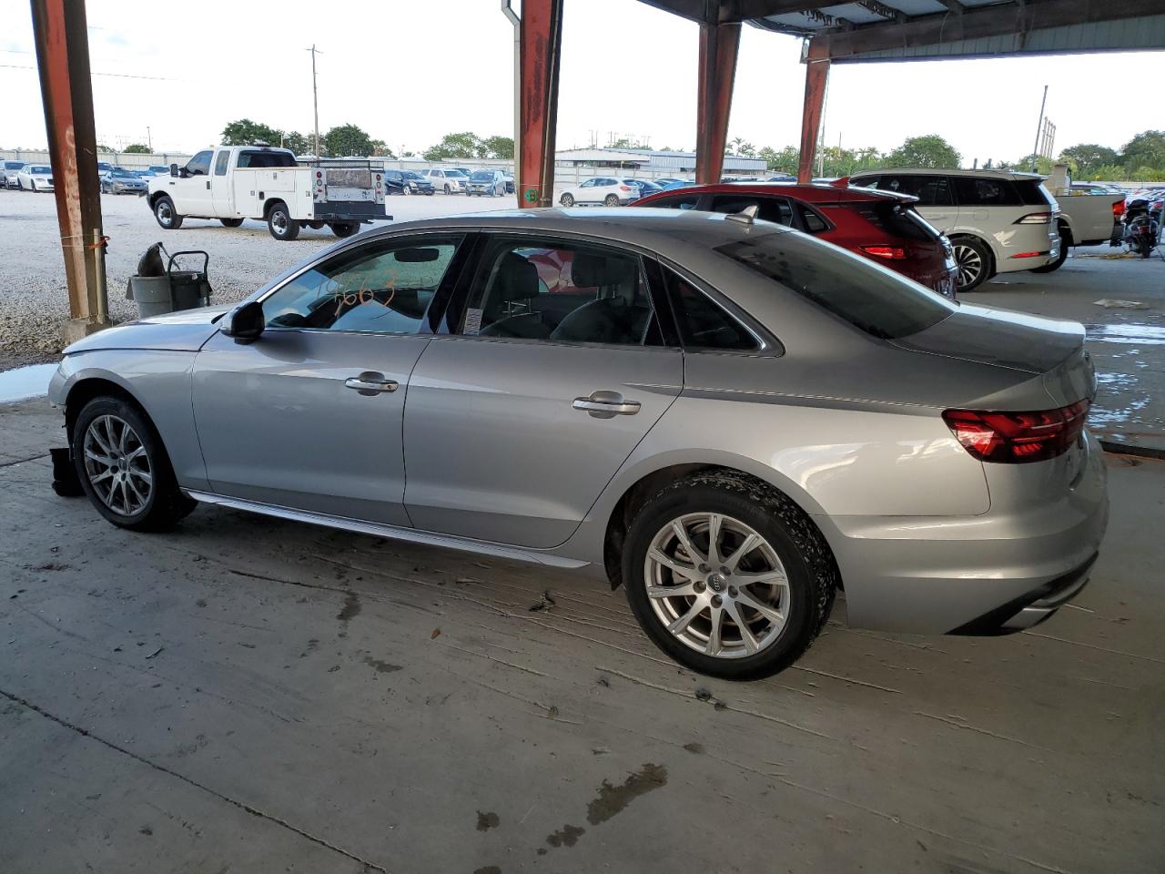 Image 2 of 2020 AUDI A4 PREMIUM 2020 with VIN WAUGMAF42LA039493