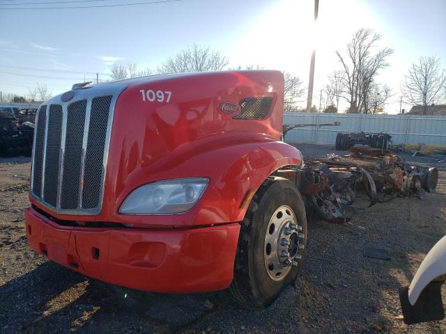 Image 2 of 2014 PETERBILT 579  2014 with VIN 1XPBDP9X6ED205813