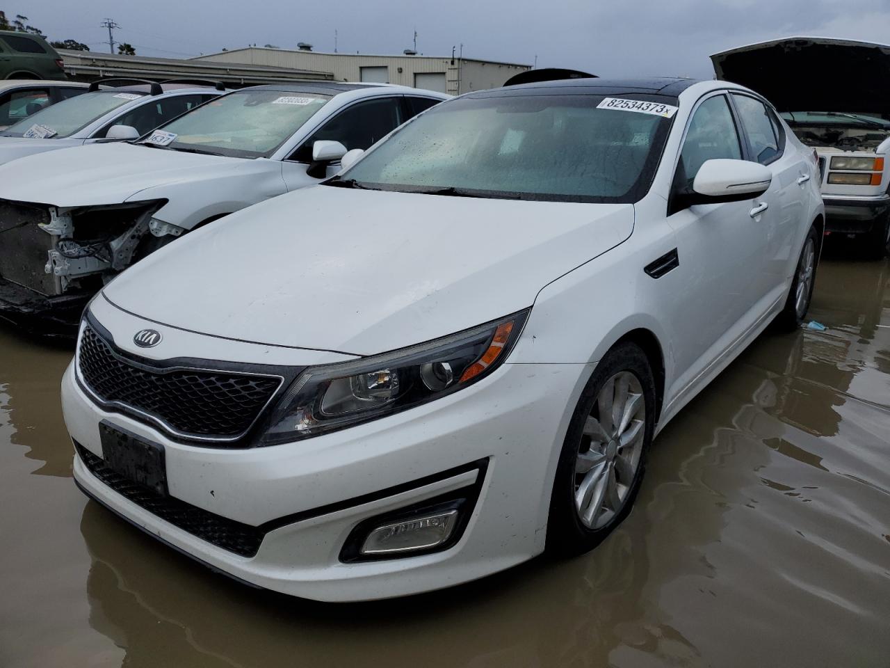 Image 1 of 2015 KIA OPTIMA EX 2015 with VIN 5XXGN4A79FG496832