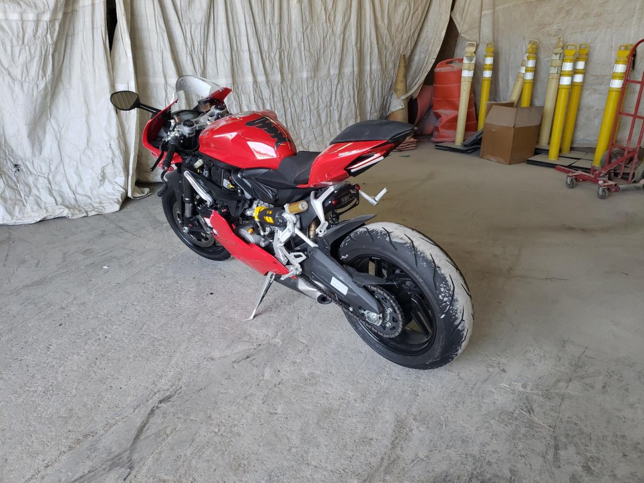 Obraz 3 z 2018 DUCATI SUPERBIKE 959 PANIGALE 2018 z VIN ZDM14B1W5JB006460