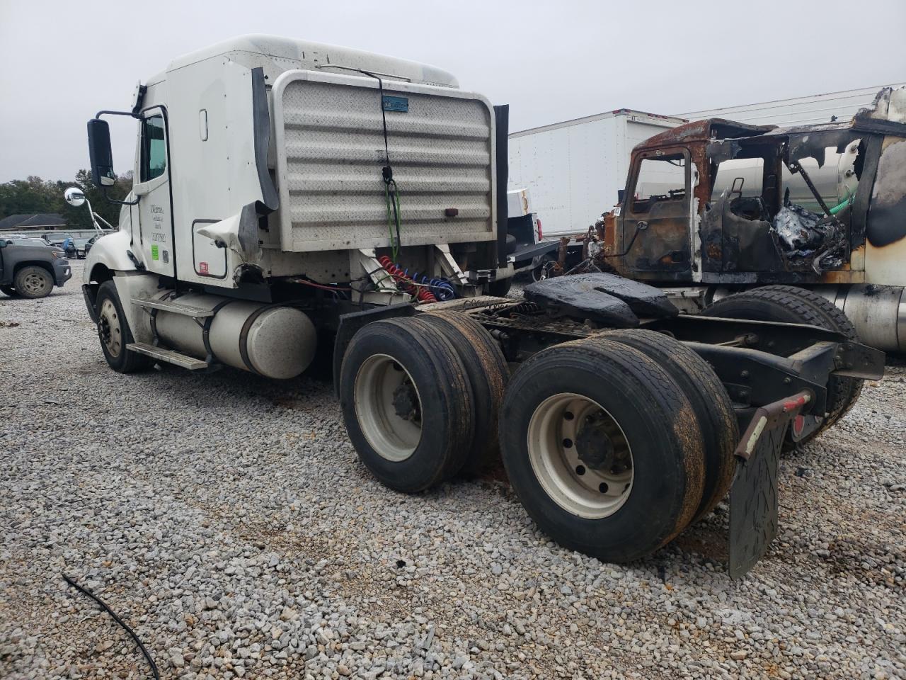 Image 3 of 2007 FREIGHTLINER CONVENTIONAL COLUMBIA 2007 with VIN 1FUJA6CK97LY11301