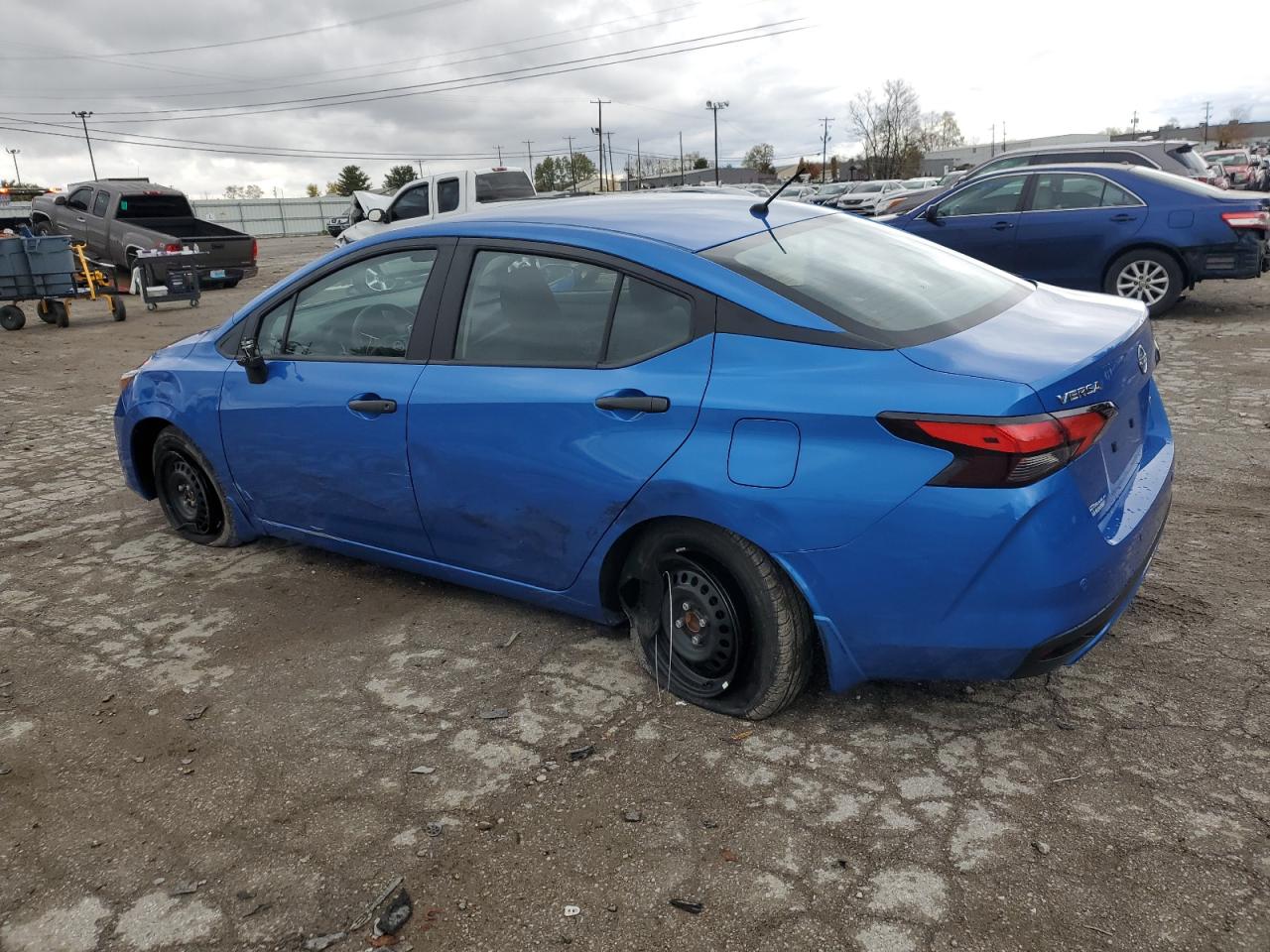 Изображение 2 2023 NISSAN VERSA S 2023 с VIN 3N1CN8BV7PL854991