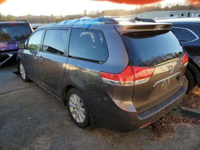 Obraz 2 z 2013 TOYOTA SIENNA XLE 2013 z VIN 5TDYK3DC7DS346777