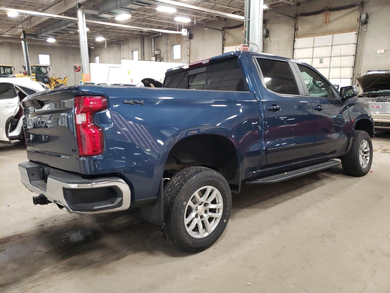 Изображение 3 2019 CHEVROLET SILVERADO K1500 LT 2019 с VIN 1GCUYDED2KZ162465