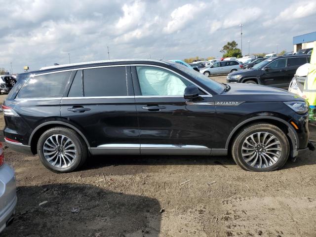 Obraz 3 z 2023 LINCOLN AVIATOR RESERVE 2023 z VIN 5LM5J7XC9PGL02862