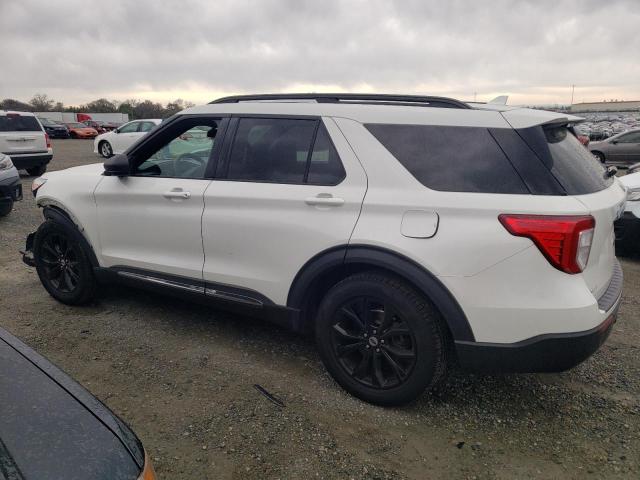 Image 2 of 2020 FORD EXPLORER XLT 2020 with VIN 1FMSK8DH3LGB54646