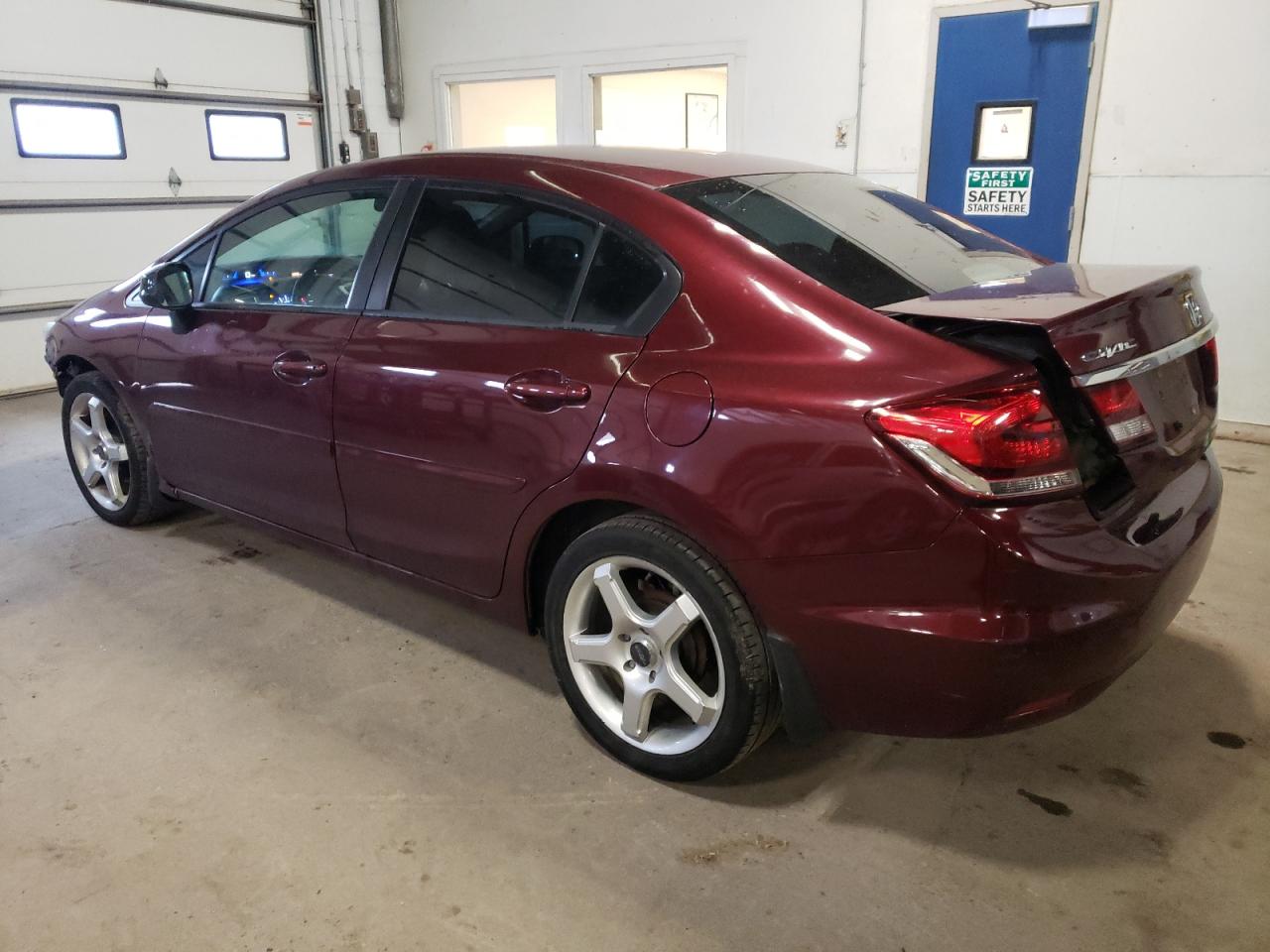 Obraz 2 z 2015 HONDA CIVIC LX 2015 z VIN 19XFB2F51FE070352