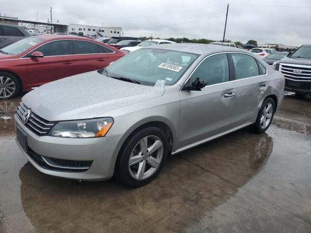 Image 1 of 2013 VOLKSWAGEN PASSAT SE 2013 with VIN 1VWBH7A36DC072888