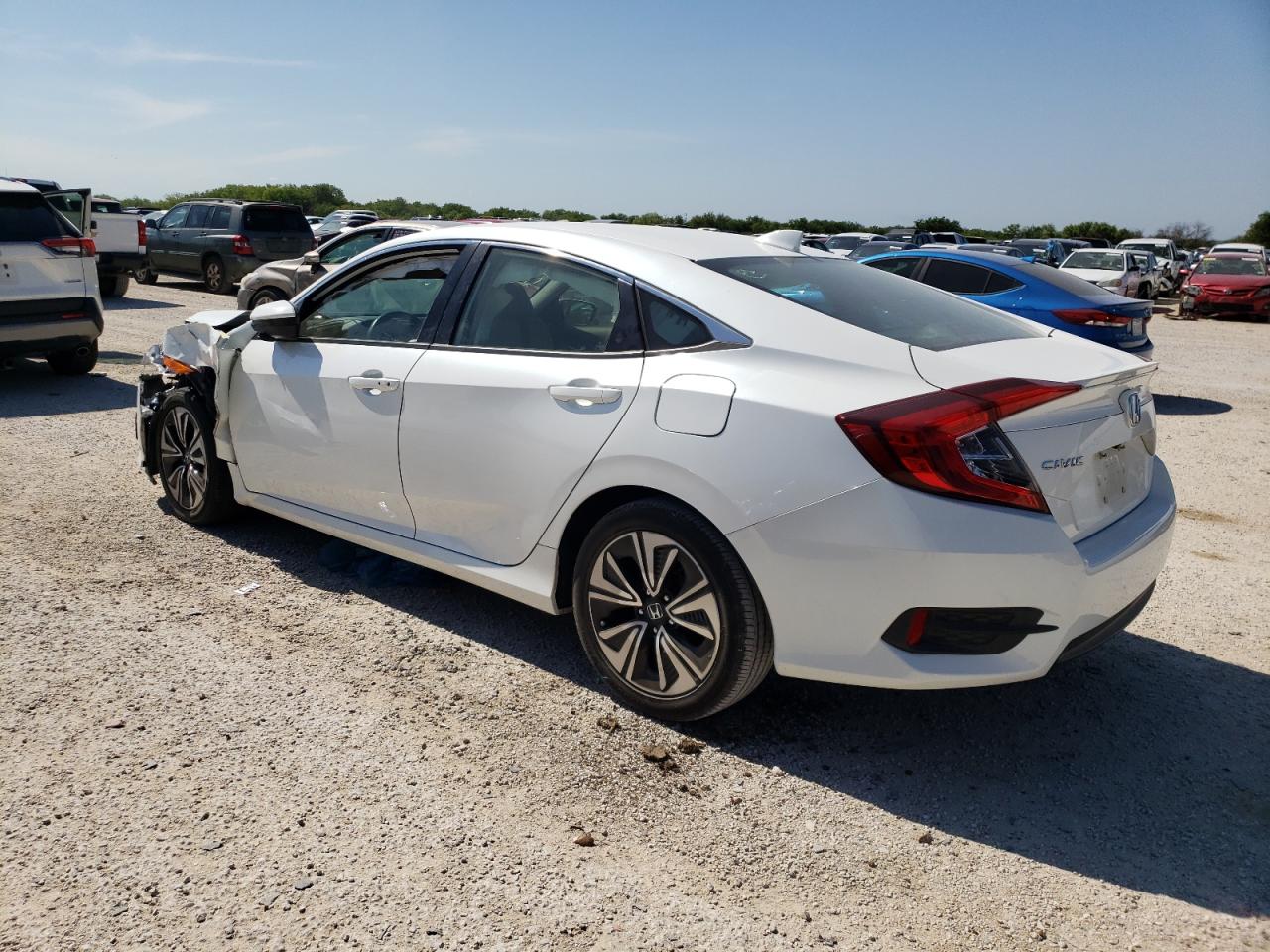 Image 3 of 2018 HONDA CIVIC EXL 2018 with VIN JHMFC1F74JX016253