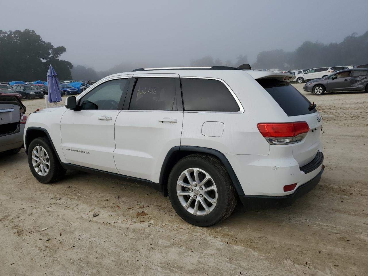 Image 2 of 2014 JEEP GRAND CHEROKEE LAREDO 2014 with VIN 1C4RJEAG8EC281449