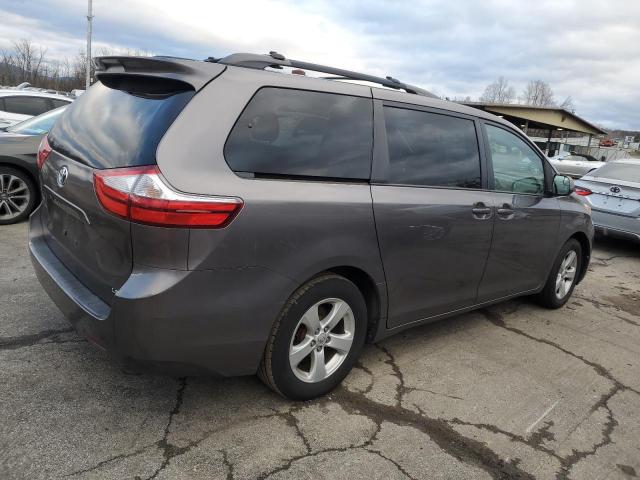 Obraz 3 z 2015 TOYOTA SIENNA LE 2015 z VIN 5TDKK3DC1FS530623
