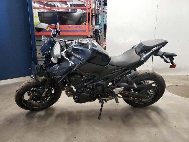 Obraz 3 z 2022 KAWASAKI ZR900 F 2022 z VIN ML5ZRDF18NDA56396