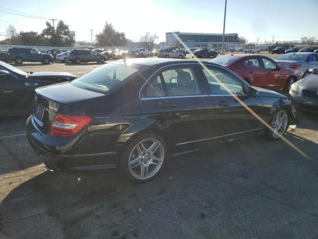 Image 3 of 2013 MERCEDES-BENZ C 300 4MATIC 2013 with VIN WDDGF8AB6DR287539