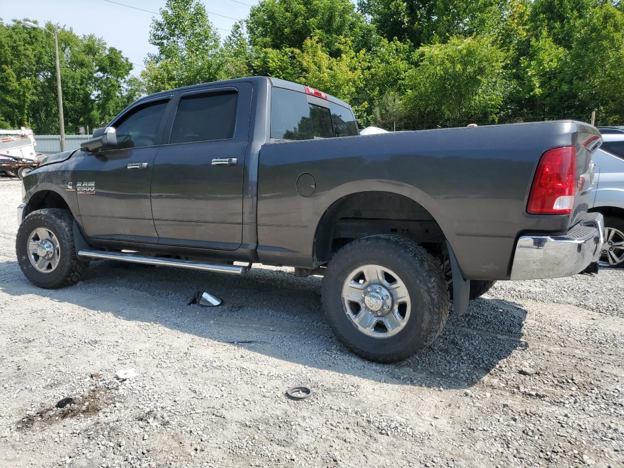 Image 2 of 2016 RAM 2500 SLT 2016 with VIN 3C6UR5DL8GG229726