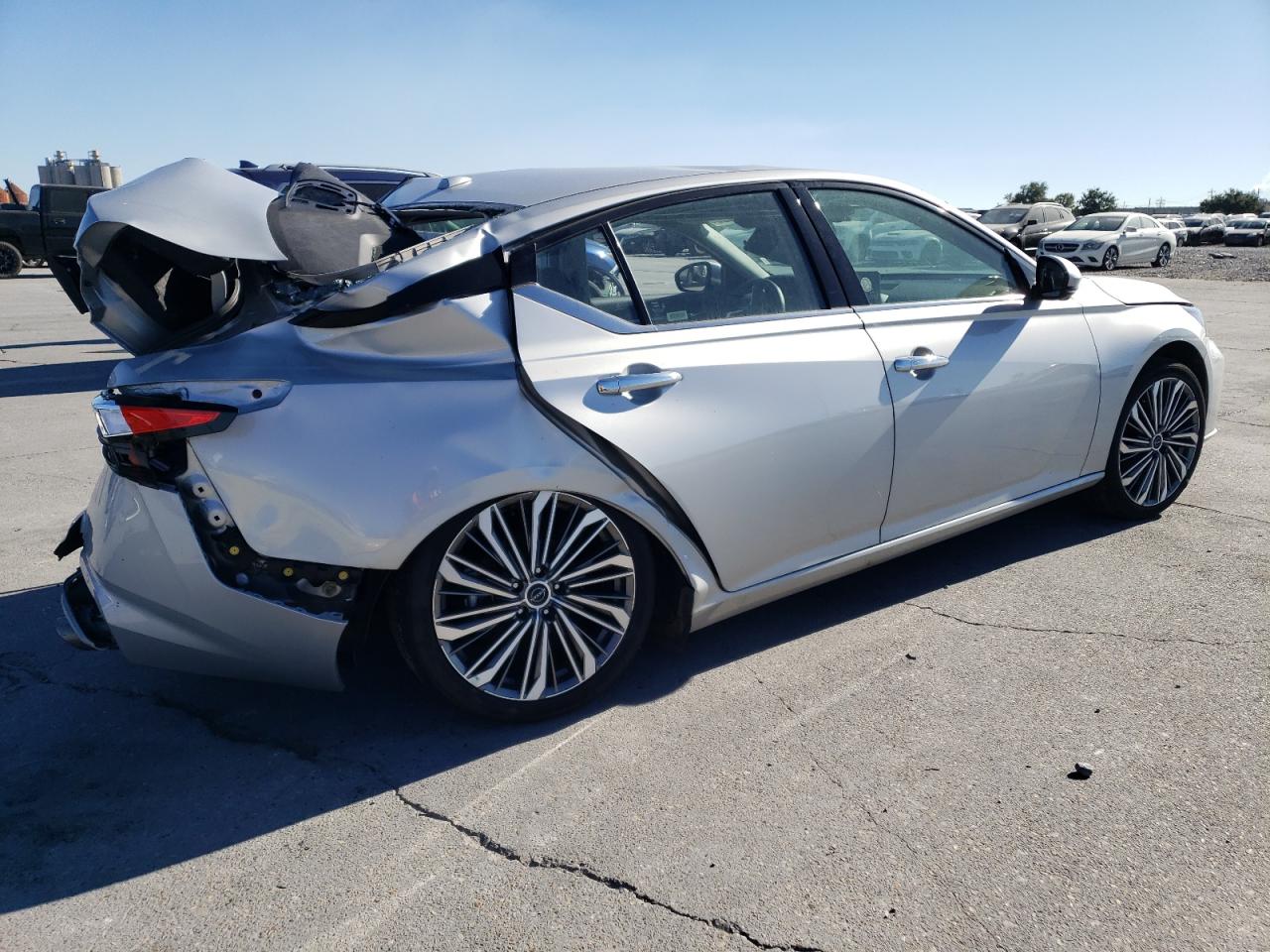 Image 3 of 2023 NISSAN ALTIMA SL 2023 with VIN 1N4BL4EV5PN359424