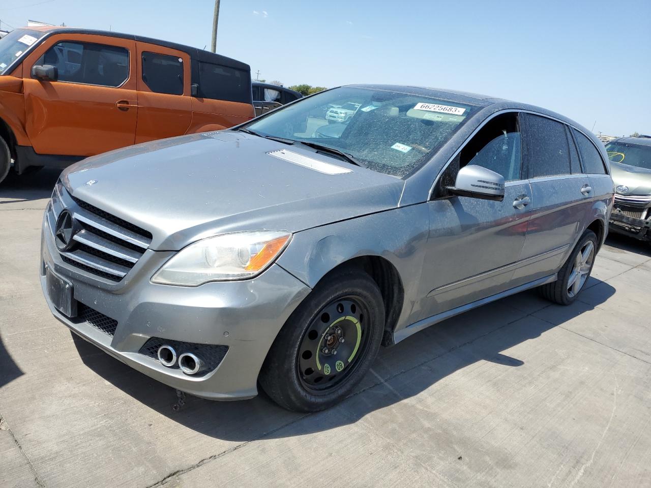 Изображение 1 Mercedes-Benz R 350 4Matic 2011 с VIN 4JGCB6FE6BA129723