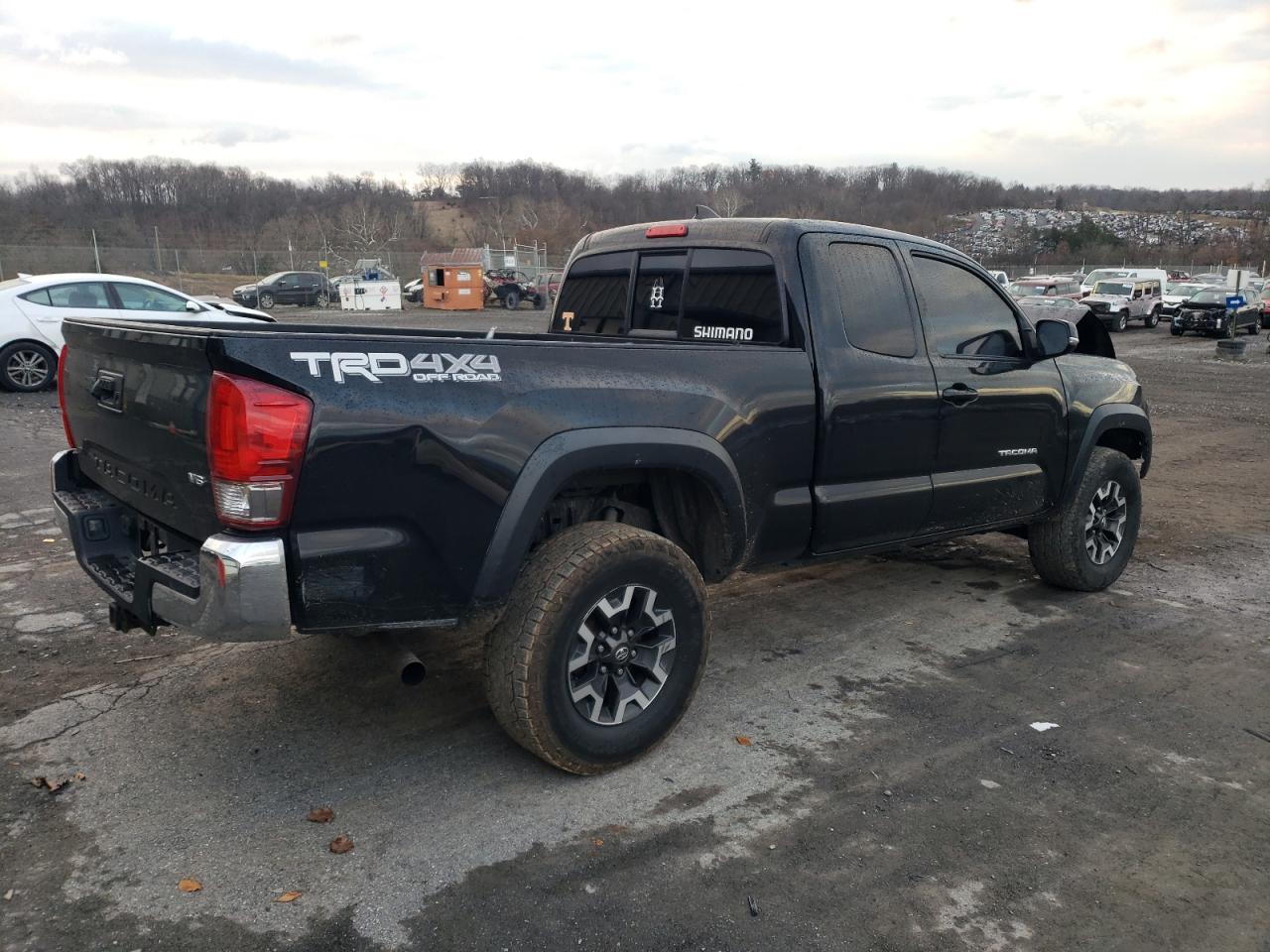 Obraz 3 z 2016 TOYOTA TACOMA ACCESS CAB 2016 z VIN 5TFSZ5ANXGX034695