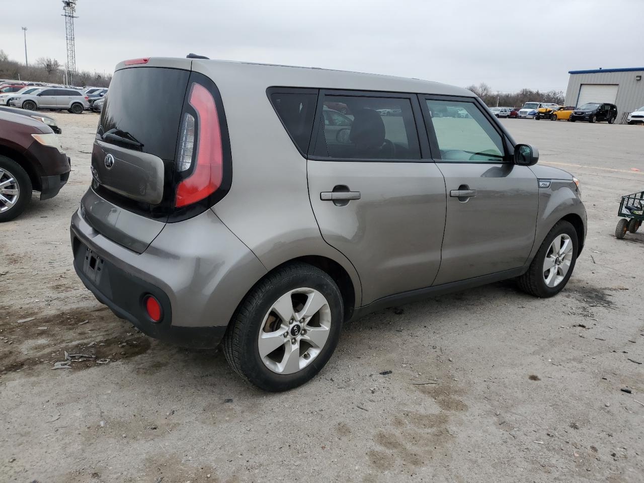 Image 3 of 2018 KIA SOUL  2018 with VIN KNDJN2A25J7602077