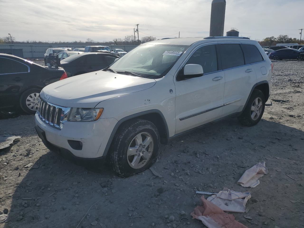 Image 1 of 2011 JEEP GRAND CHEROKEE LAREDO 2011 with VIN 1J4RR4GG1BC617815