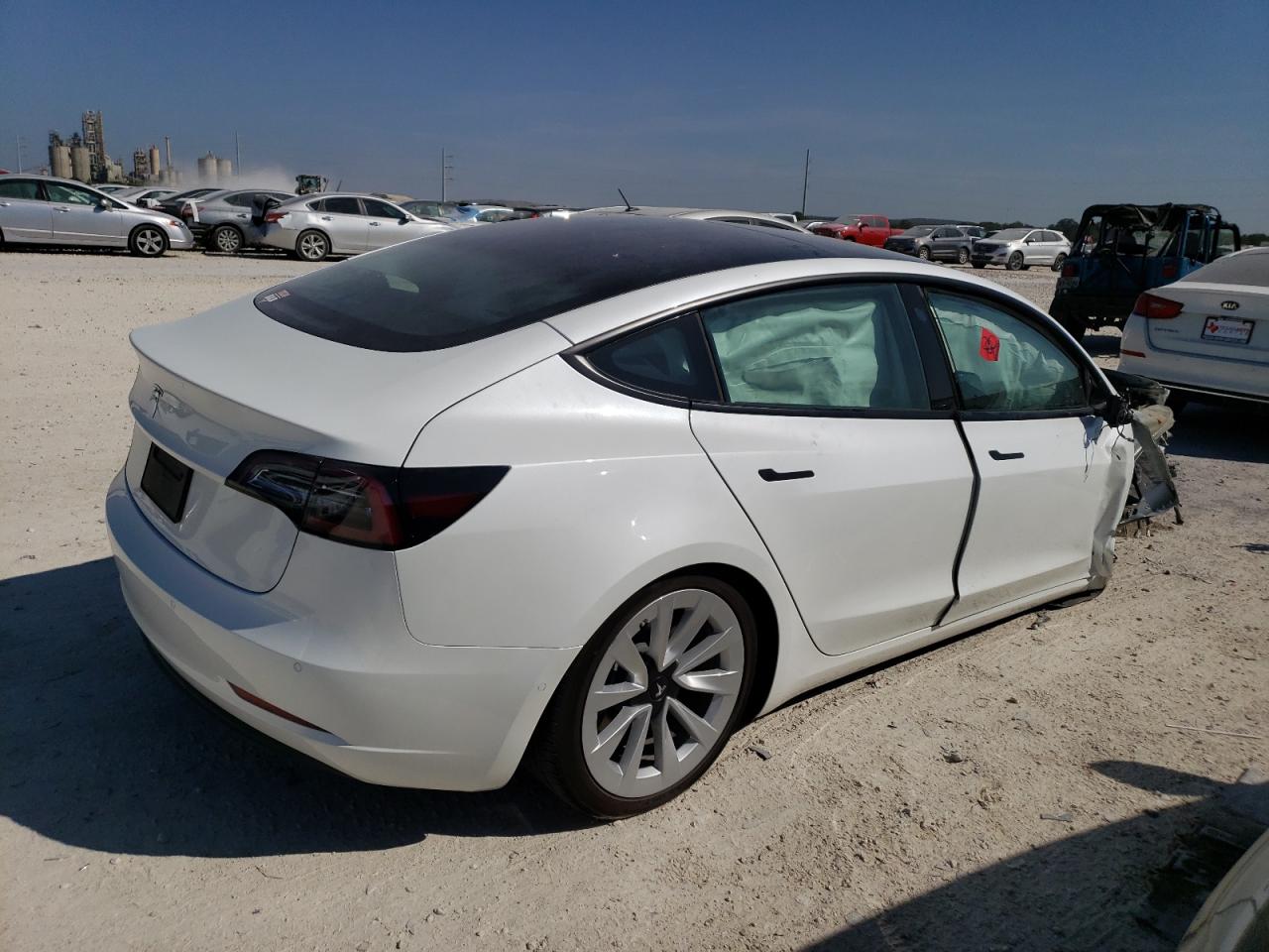 Изображение 3 2021 TESLA MODEL 3  2021 с VIN 5YJ3E1EA2MF085887