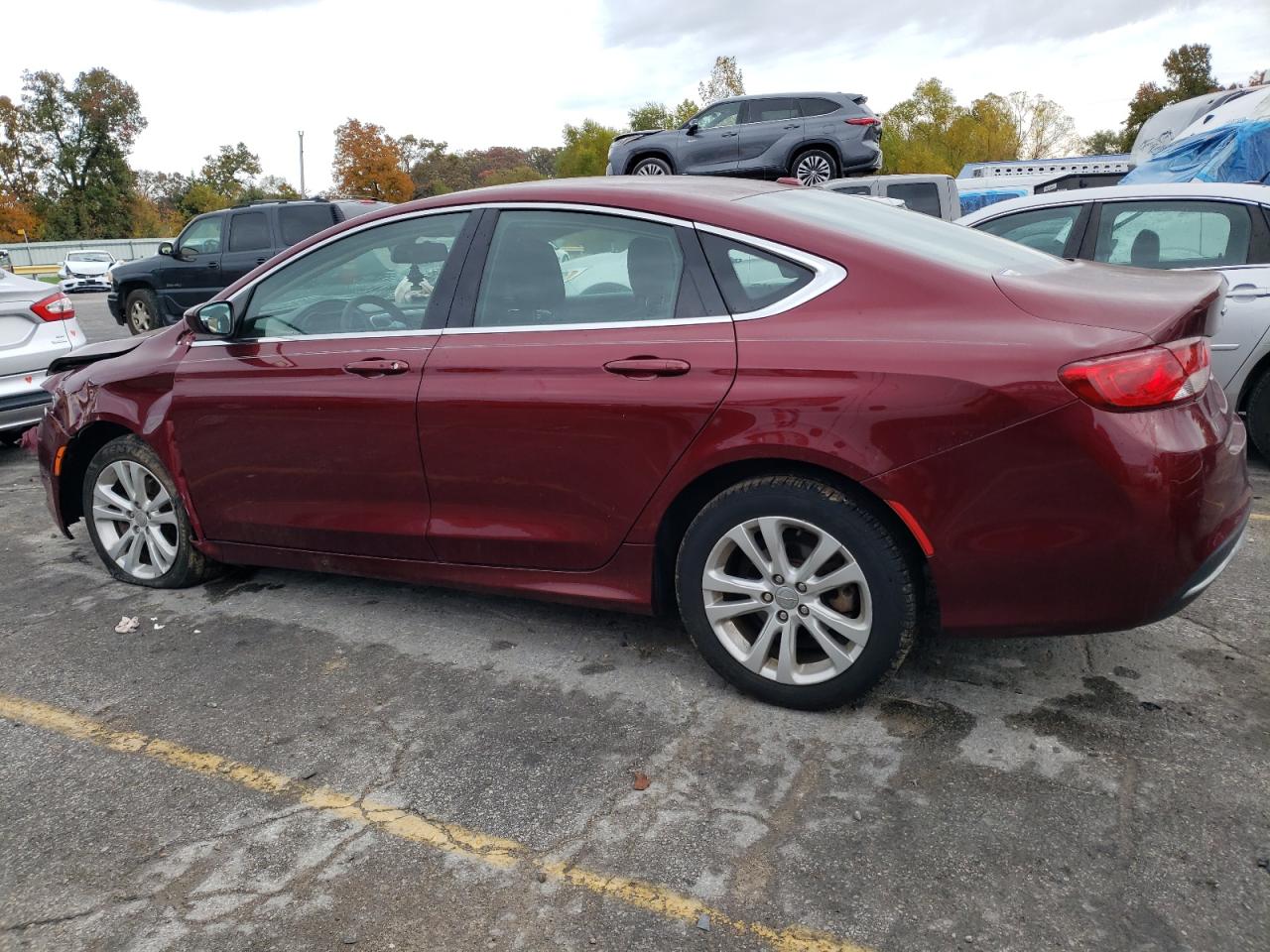 Изображение 2 2015 CHRYSLER 200 LIMITED 2015 с VIN 1C3CCCAB5FN655471