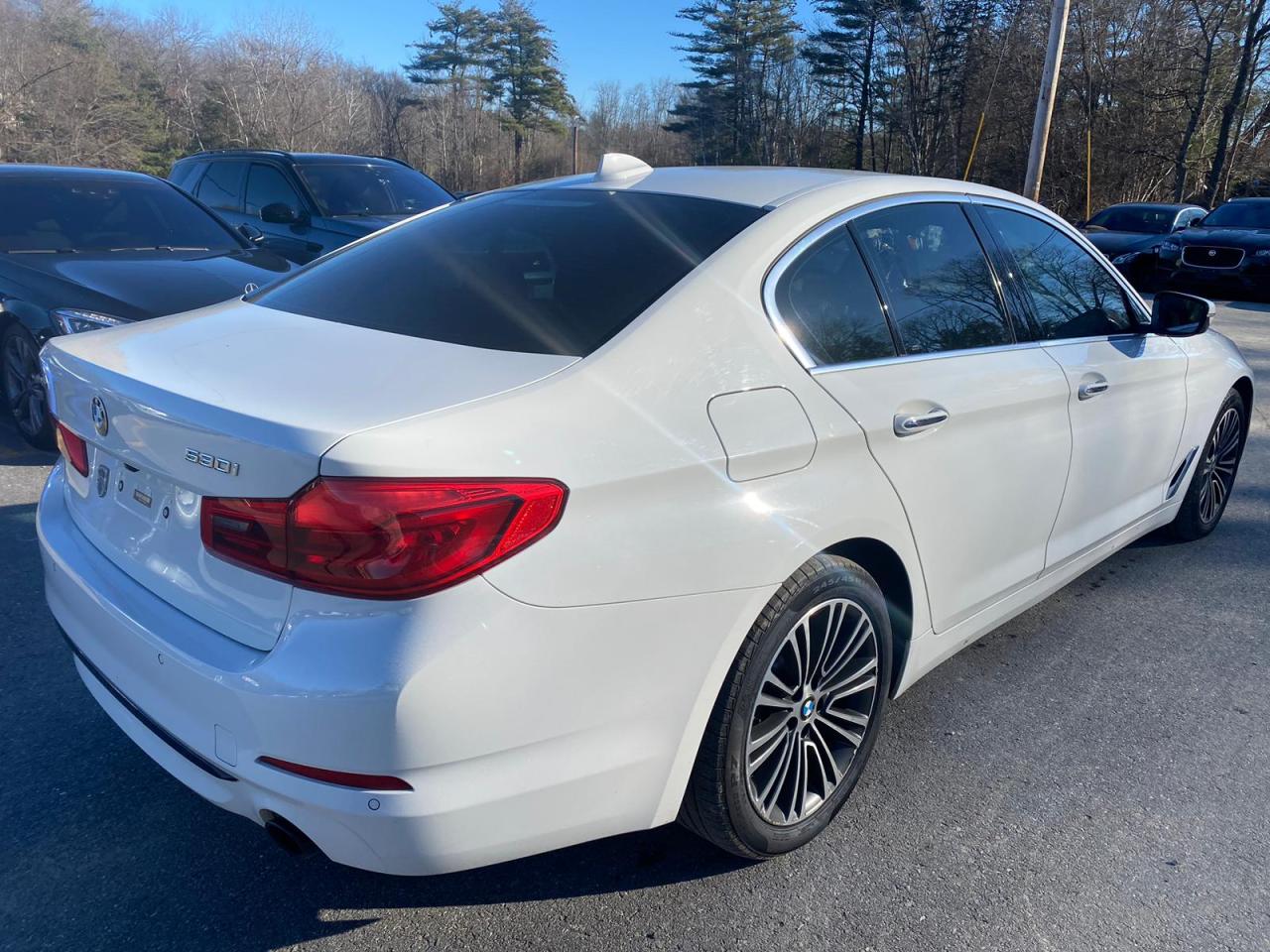 Image 3 of 2018 BMW 530 XI 2018 with VIN WBAJA7C53JWA74027