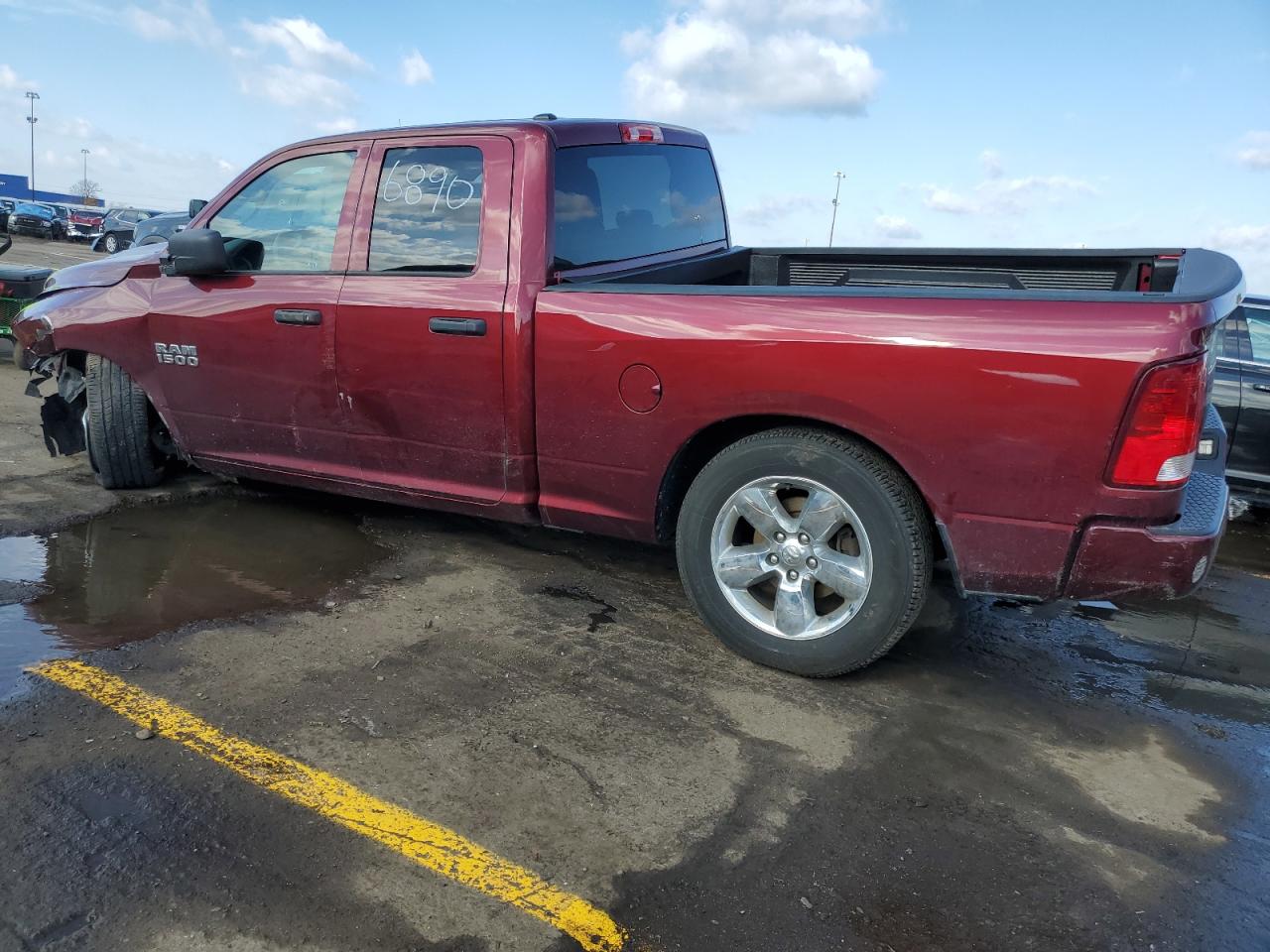 Image 2 of 2018 RAM 1500 ST 2018 with VIN 1C6RR7FG0JS326890