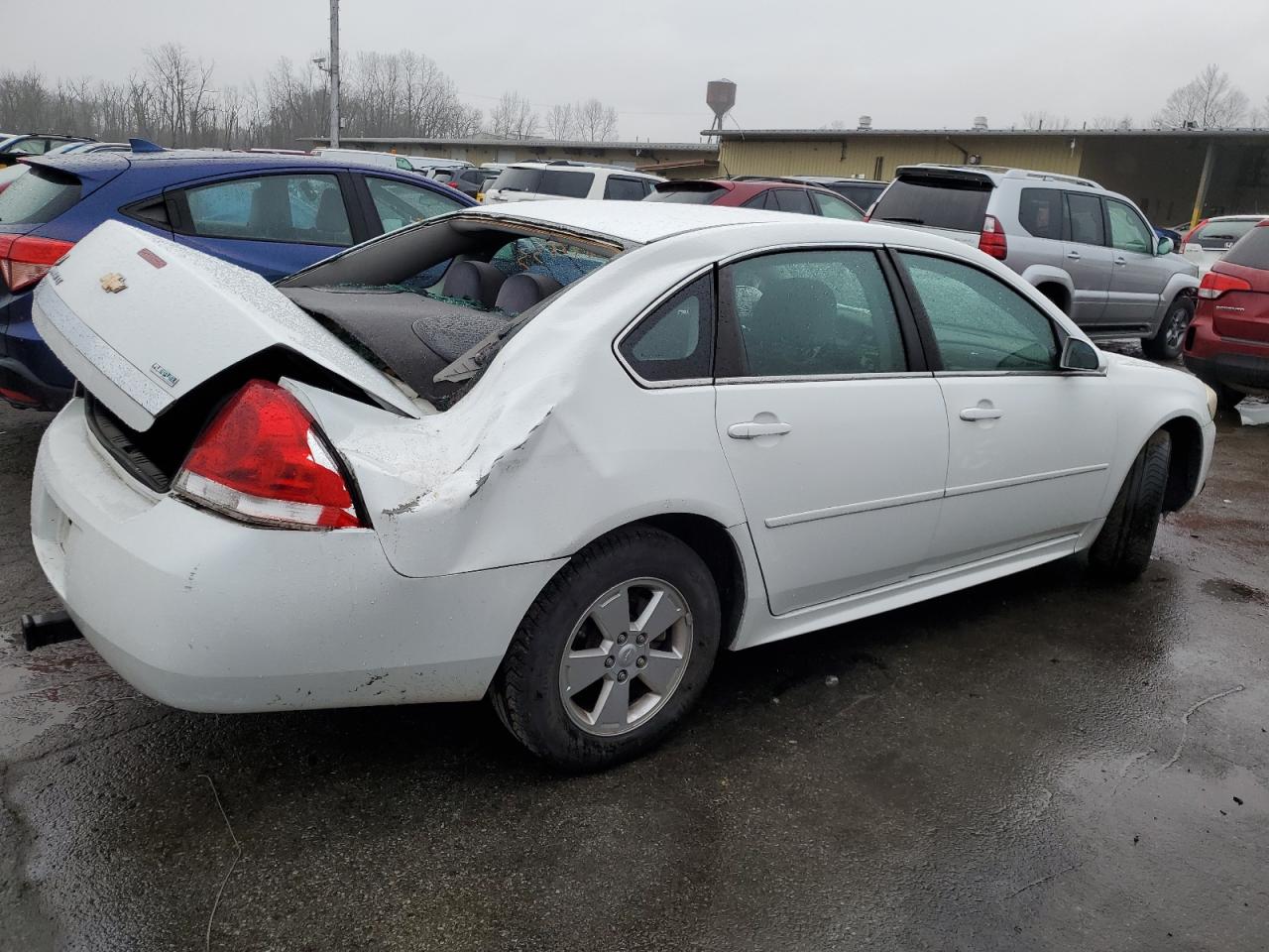 Image 3 of 2011 CHEVROLET IMPALA LT 2011 with VIN 2G1WG5EK3B1314027