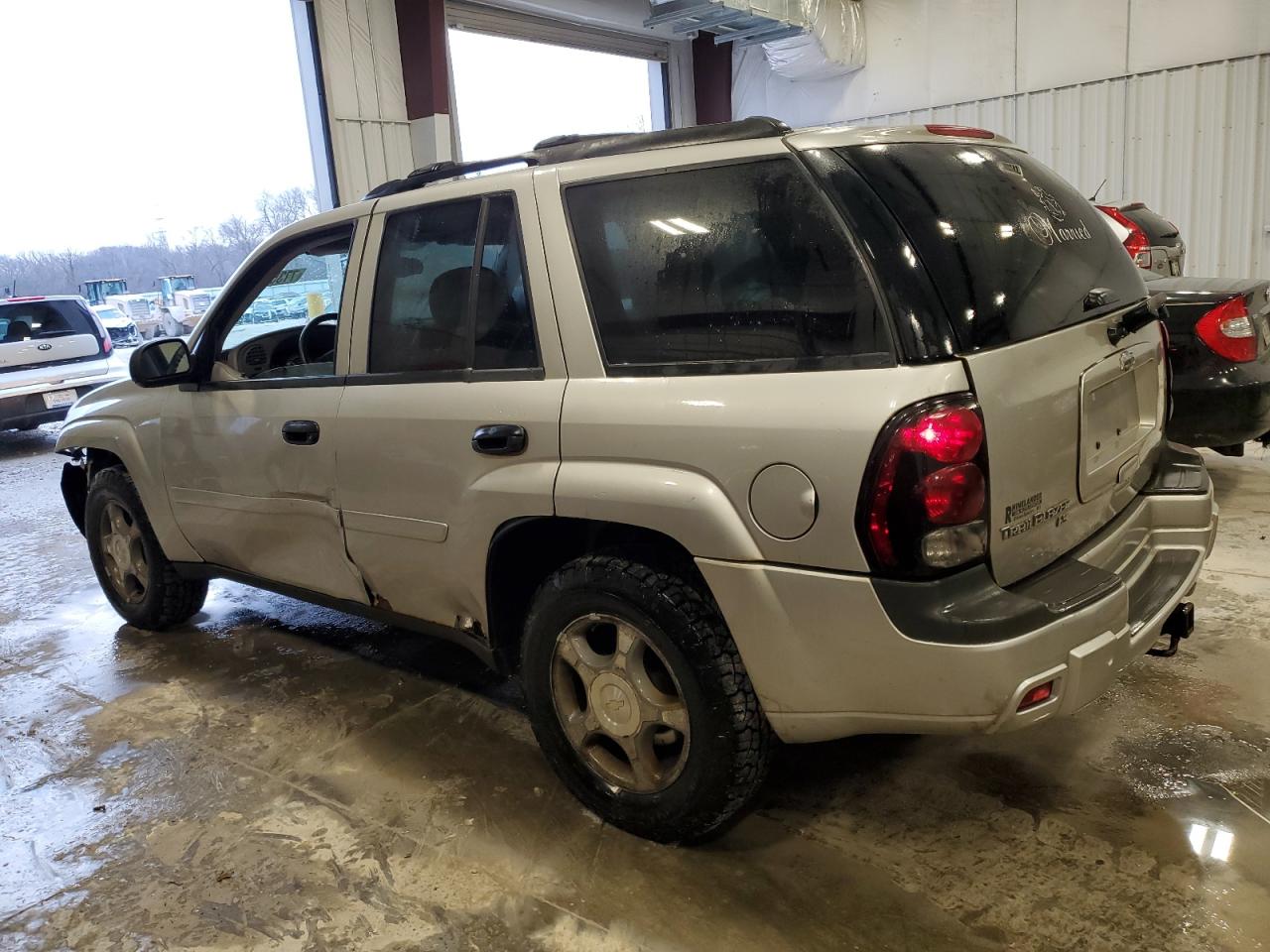 Image 2 of 2007 CHEVROLET TRAILBLAZER LS 2007 with VIN 1GNDT13S172225223