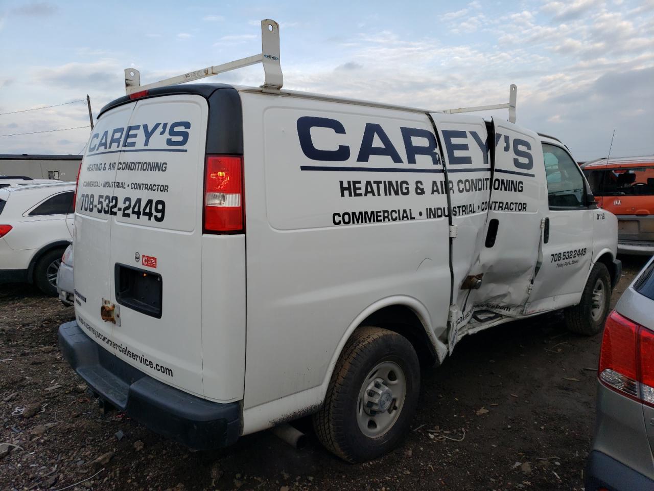 Image 3 of 2017 CHEVROLET EXPRESS G2500  2017 with VIN 1GCWGAFF0H1309237