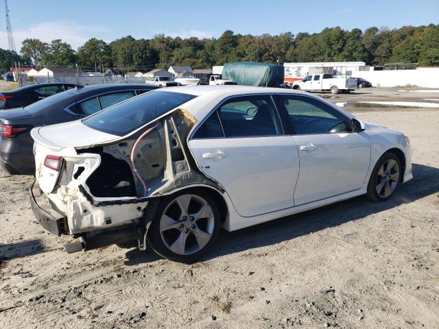 Image 3 of 2014 TOYOTA CAMRY L 2014 with VIN 4T1BF1FK5EU442810