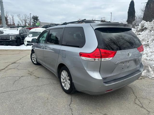 Image 3 of 2013 TOYOTA SIENNA XLE 2013 with VIN 5TDDK3DC9DS068902