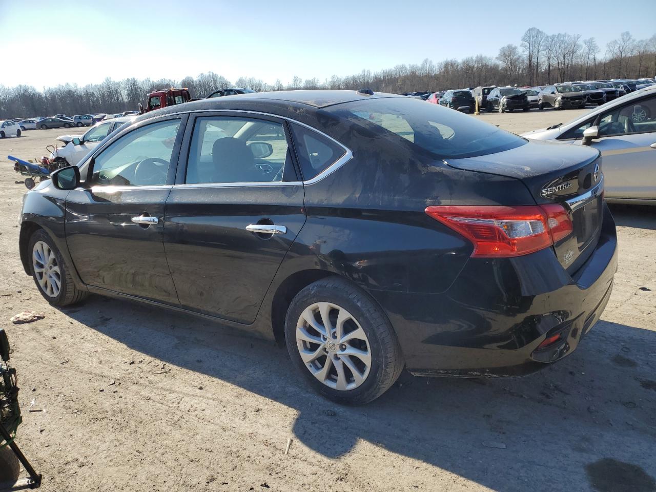 Изображение 2 2019 NISSAN SENTRA S 2019 с VIN 3N1AB7AP8KY226155