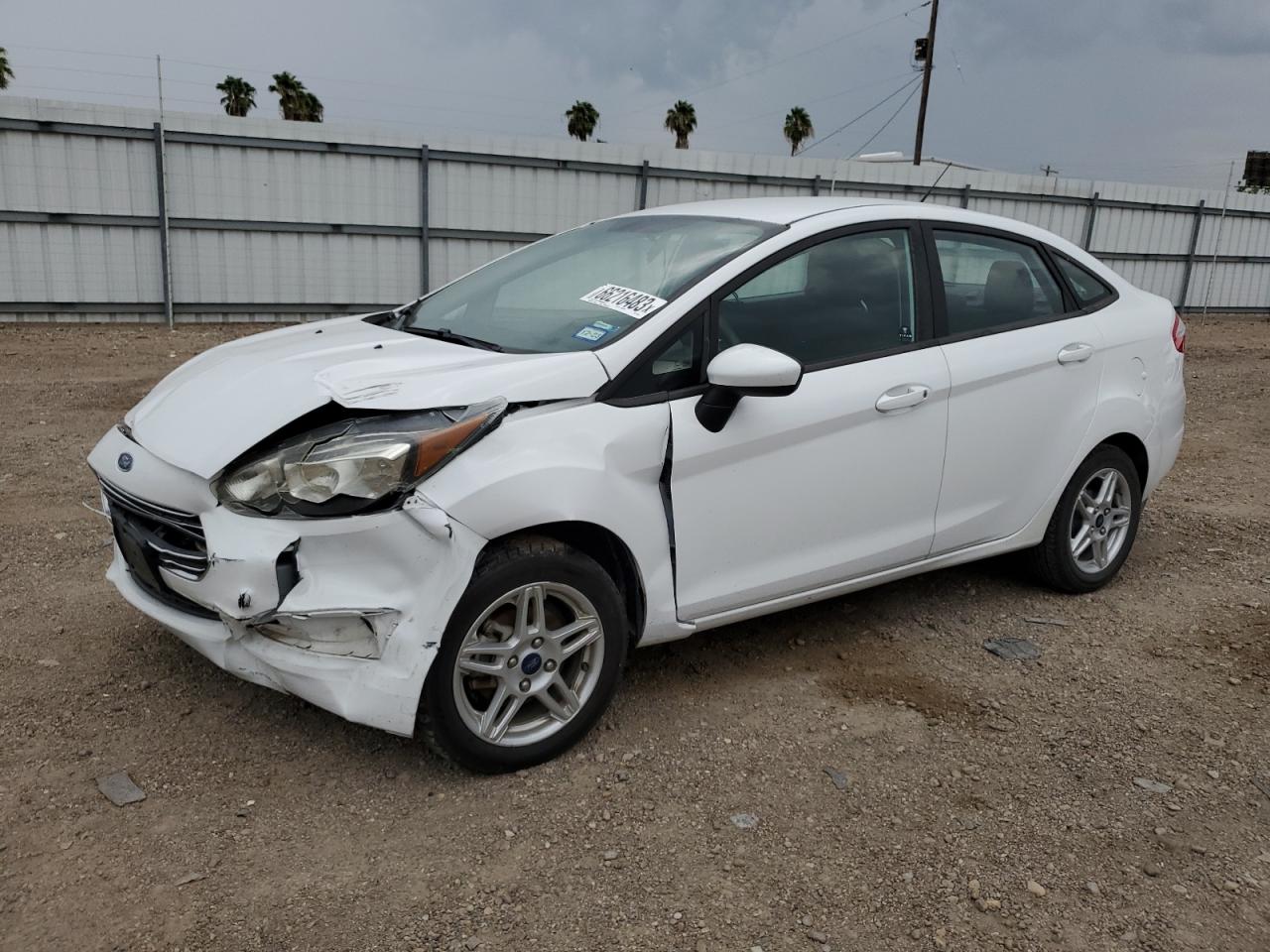 Изображение 1 2019 FORD FIESTA SE 2019 с VIN 3FADP4BJ9KM158031