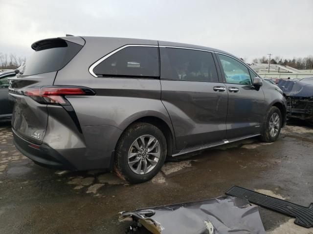 Obraz 3 z 2021 TOYOTA SIENNA XLE 2021 z VIN 5TDYRKEC1MS050626