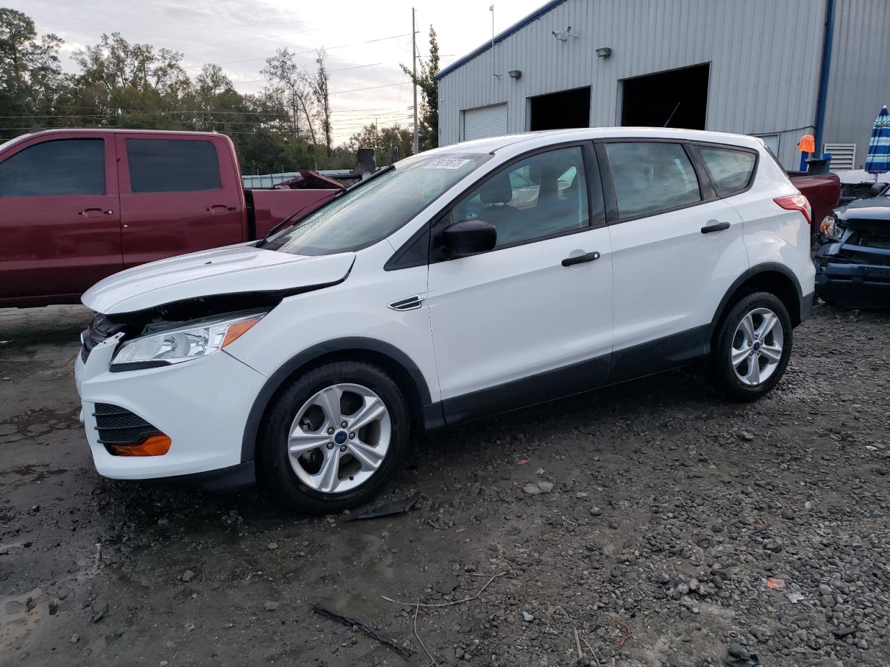 Изображение 1 2016 FORD ESCAPE S 2016 с VIN 1FMCU0F74GUB19335